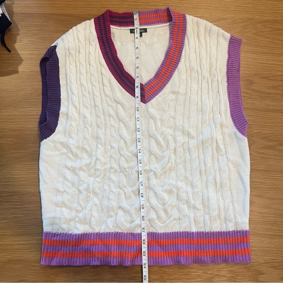 purple and orange vest - Picture 4 of 7